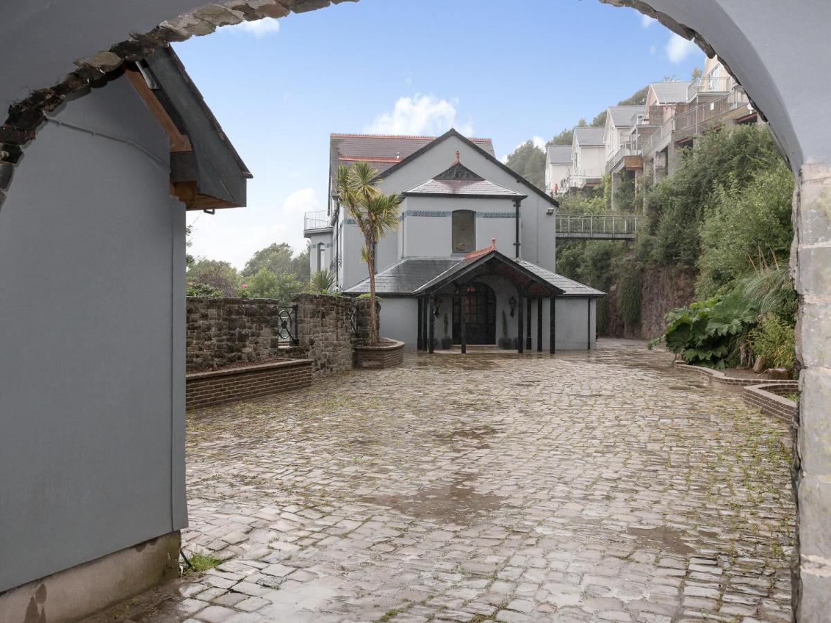 Pendine Manor Exterior foto